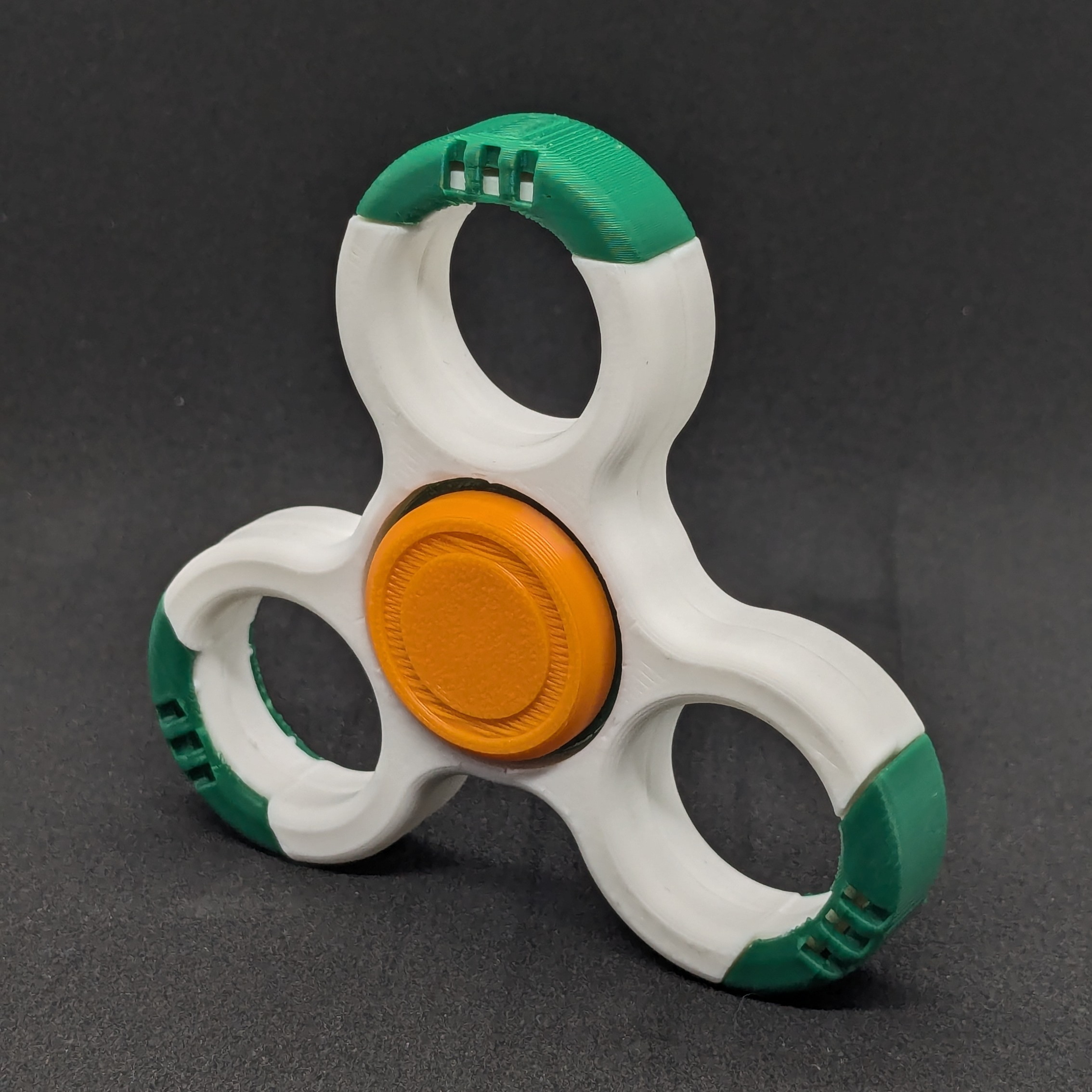 Dual spinner